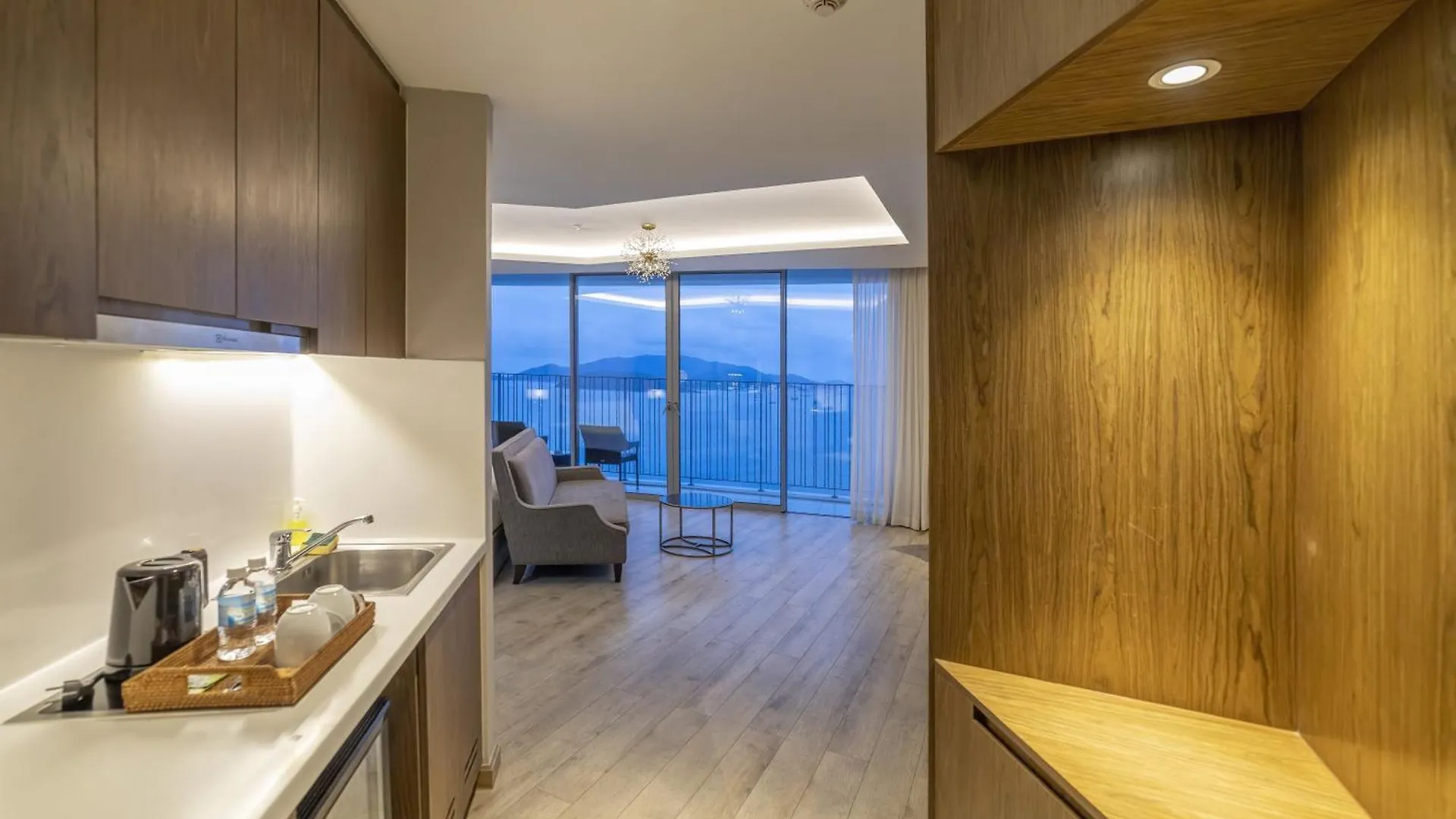 Апартаменты Panorama Beachfront Studio By Nest Group Нячанг