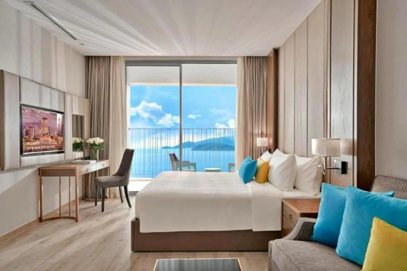 Апартаменты Panorama Beachfront Studio By Nest Group Нячанг 0*,  Вьетнам
